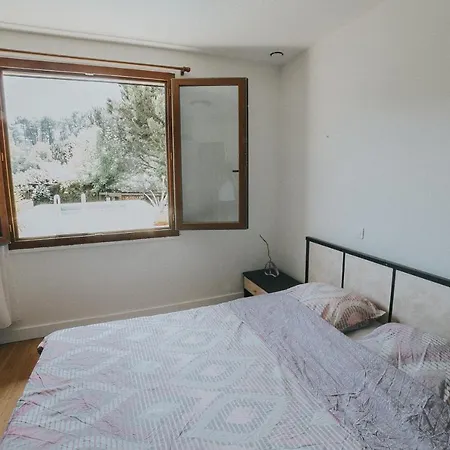 'le Bergeron' Ferienhaus *